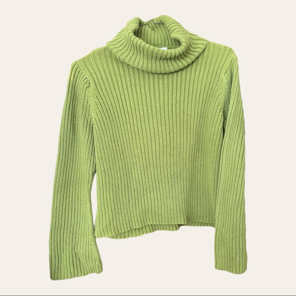 Turtle neck sweater